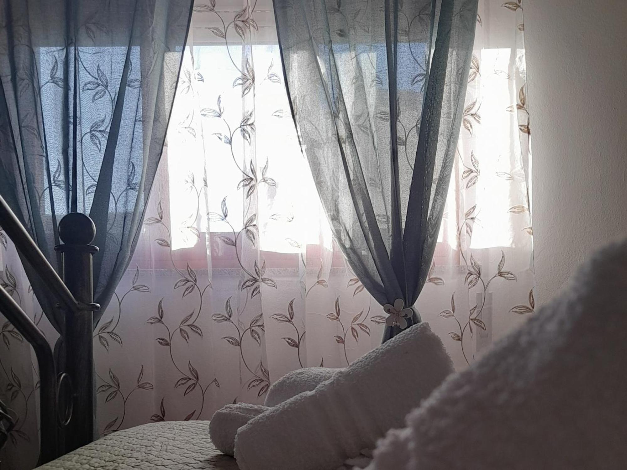 Su Fassoi Cabras Bed & Breakfast ภายนอก รูปภาพ